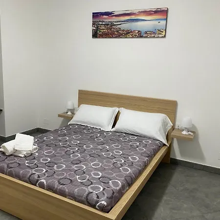 Suite Home 4* Nápoles