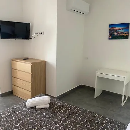 Πανσιόν Suite Home Νάπολη